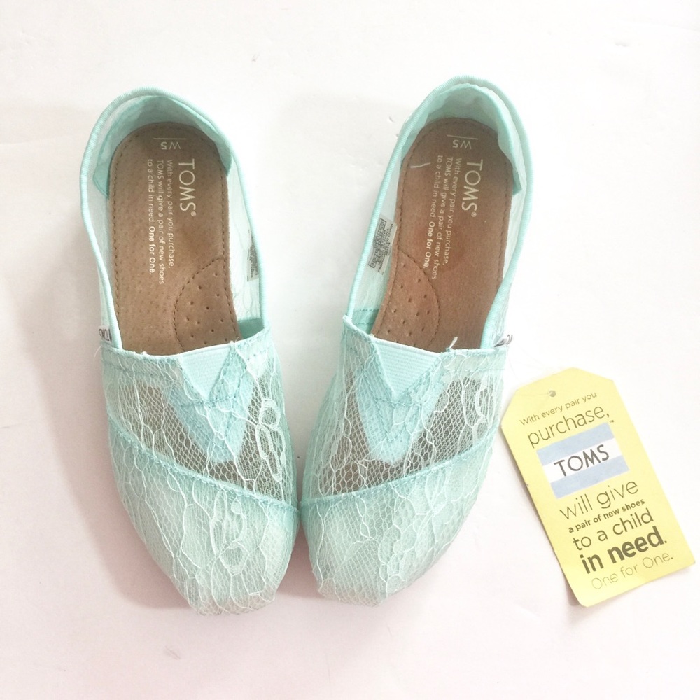 Toms | Classic Lace Slip On Shoe - Picture 2 of 5